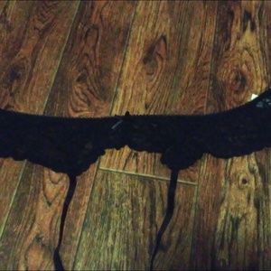 NEW Black Lace Garter Belt Size S